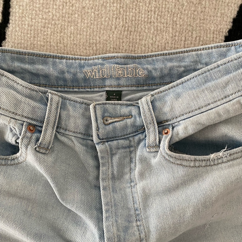 Wild Fable Light-wash Jeans - Picture 2 of 4